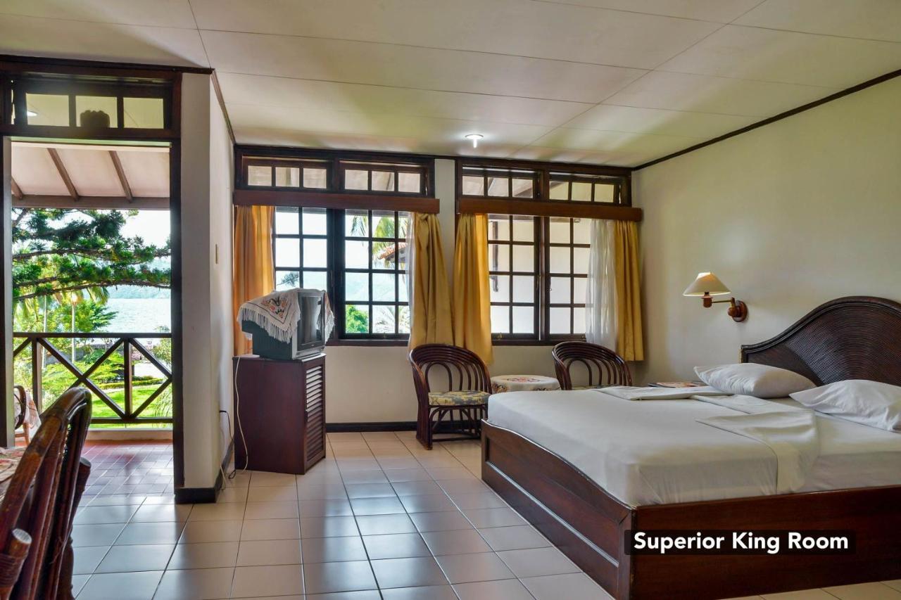 Ambarita Silintong Hotel מראה חיצוני תמונה