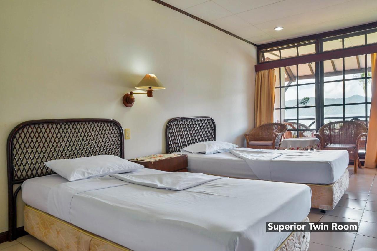 Ambarita Silintong Hotel מראה חיצוני תמונה